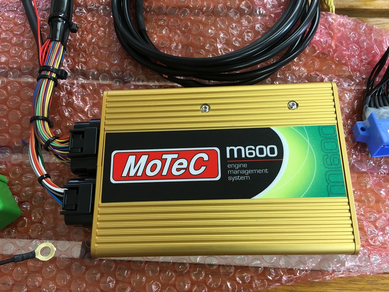 MoTeC