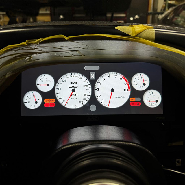 MoTeC display
